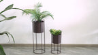 Conjunto de 2 suportes de metal com vaso de 70 cm e 45 cm, suporte de flores para interiores e exteriores, cozinha, sala de estar, canto, jardim, varanda, decoração de pátio (castanho)